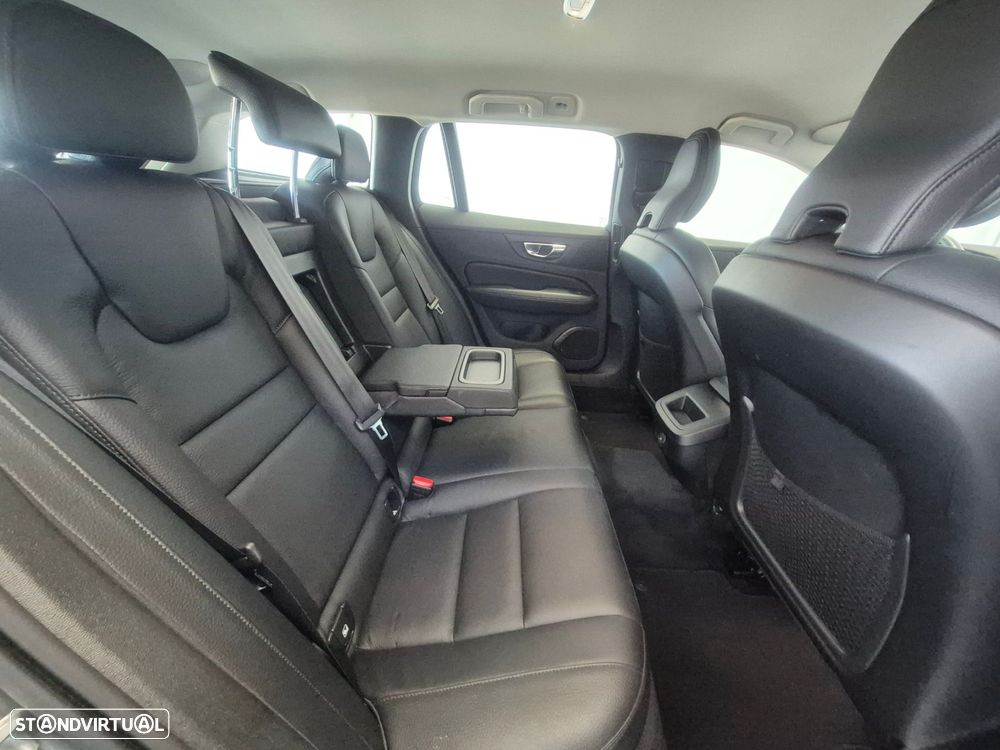 Volvo V60 2.0 B4 Inscription Geartronic - 30