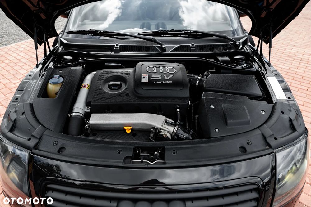 Audi TT Roadster 1.8T Quattro - 36
