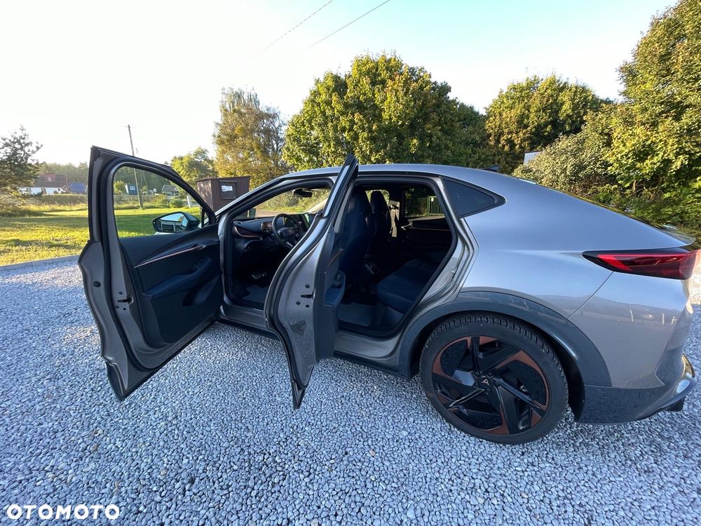 Cupra Tavascan - 13