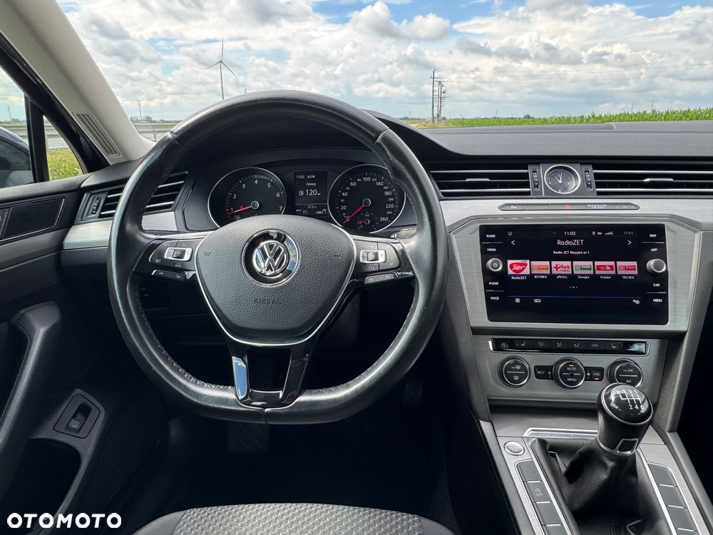 Volkswagen Passat - 7