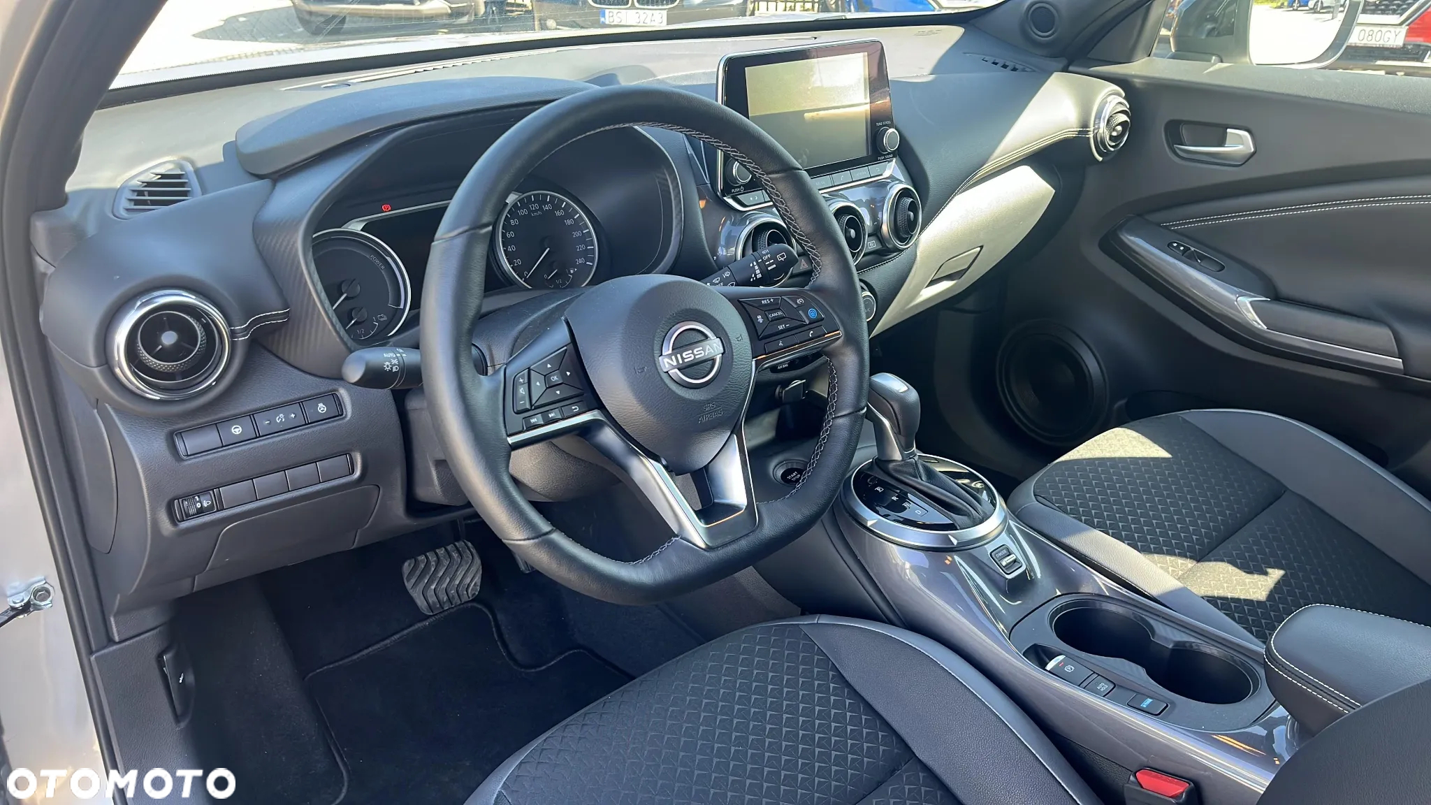 Nissan Juke - 10