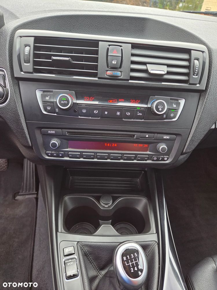 BMW Seria 1 118d - 8