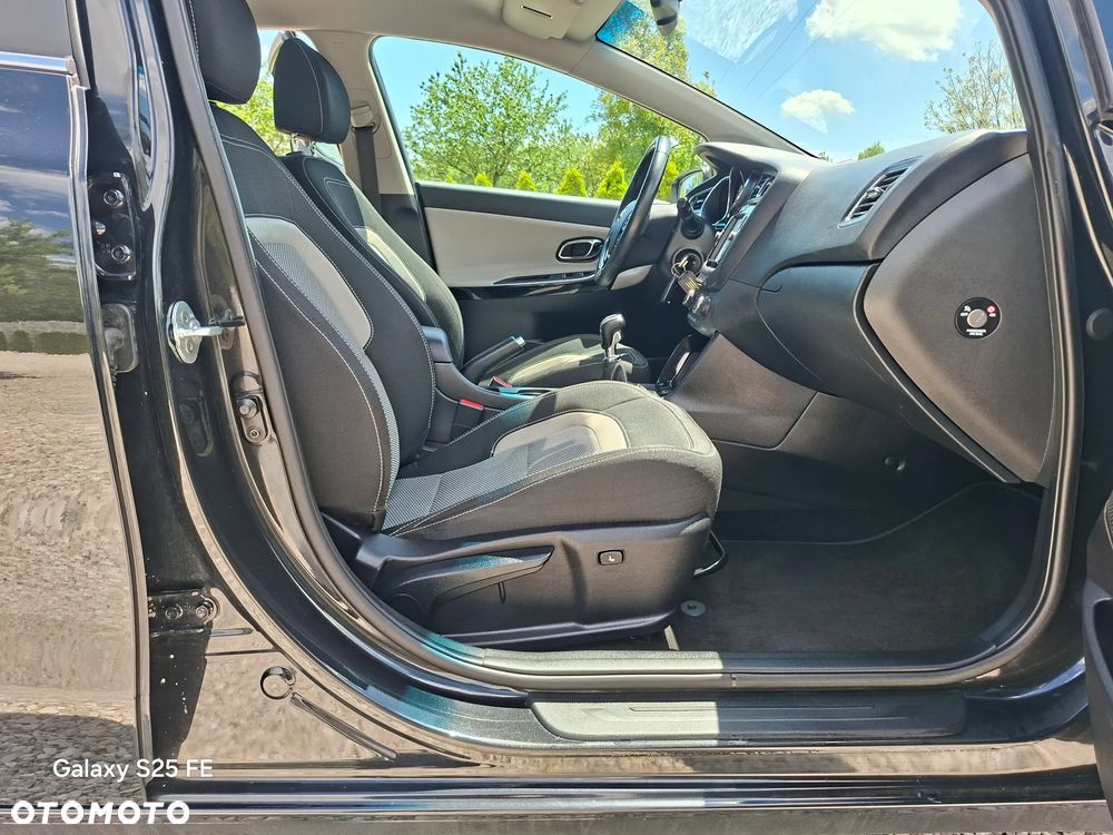 Kia Ceed 1.6 GDI Platinum Edition - 16
