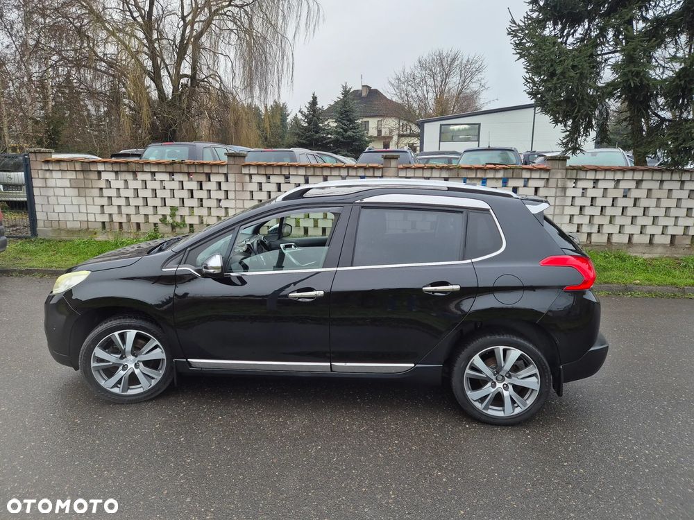 Peugeot 2008 BlueHDi FAP 120 STOP & START Allure - 11