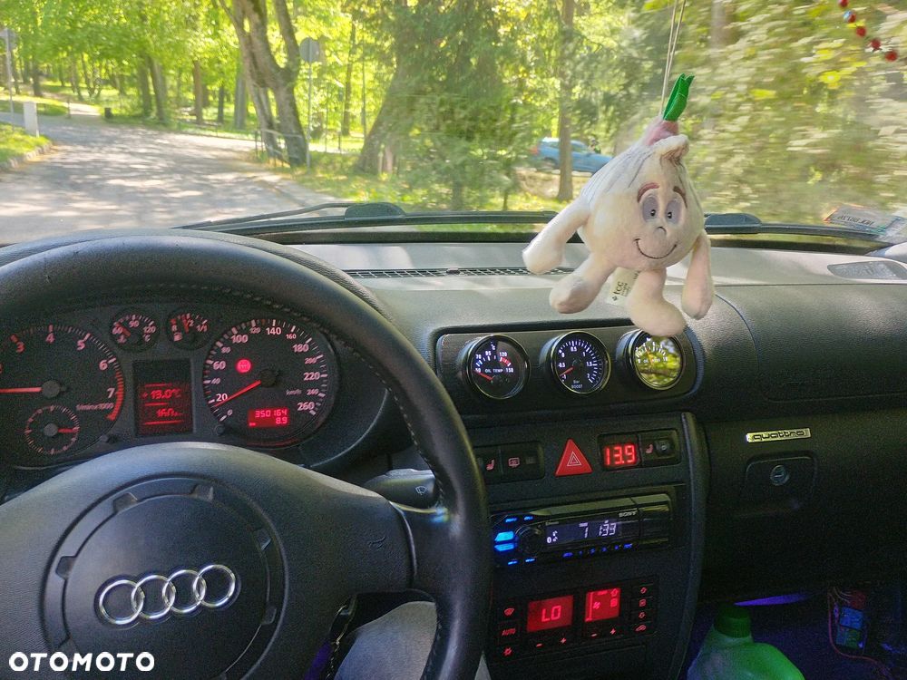 Audi A3 3-drzwiowe 1.8T Ambiente - 1
