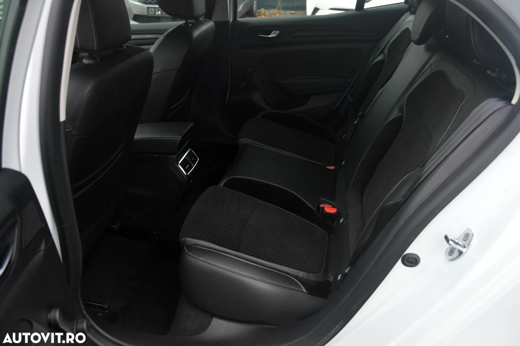 Renault Megane - 25