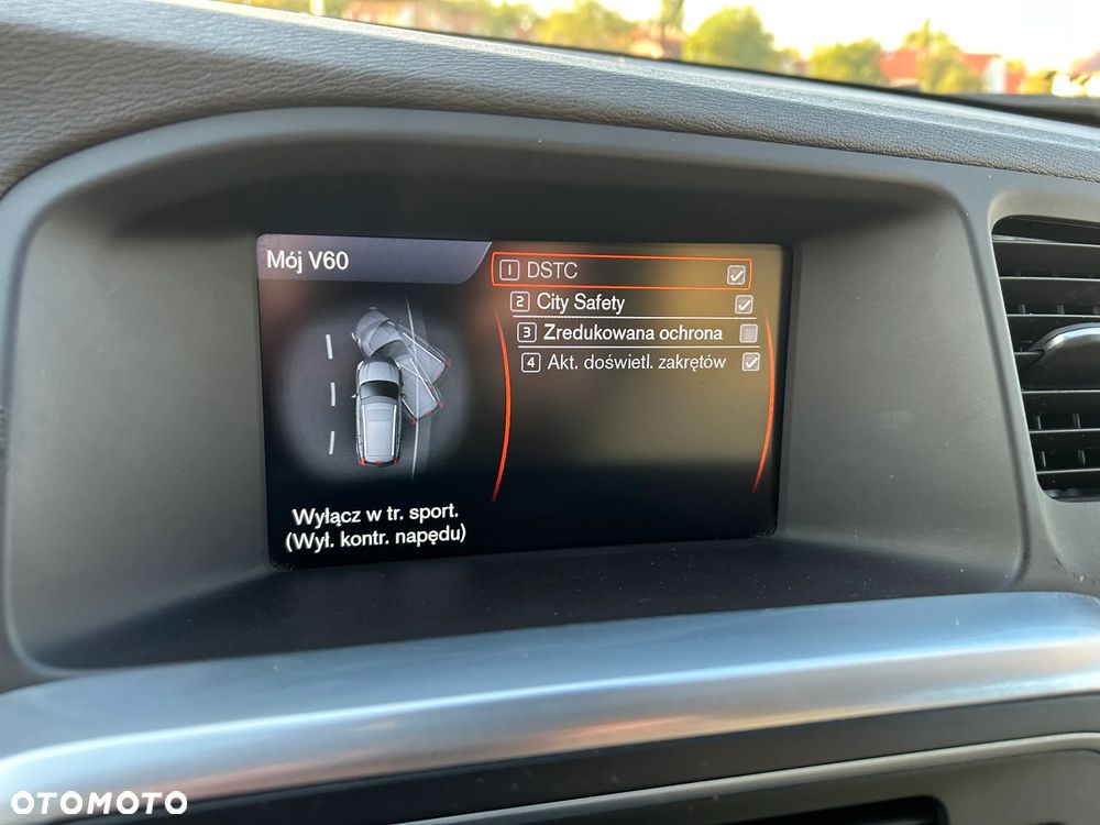Volvo V60 D5 Summum - 27