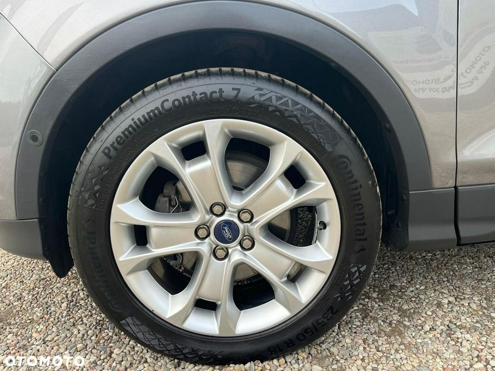Ford Kuga 1.6 EcoBoost 2x4 Titanium - 14