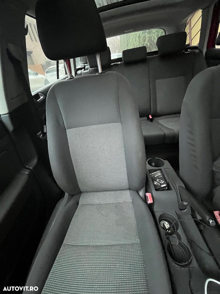 Volkswagen Golf - 11