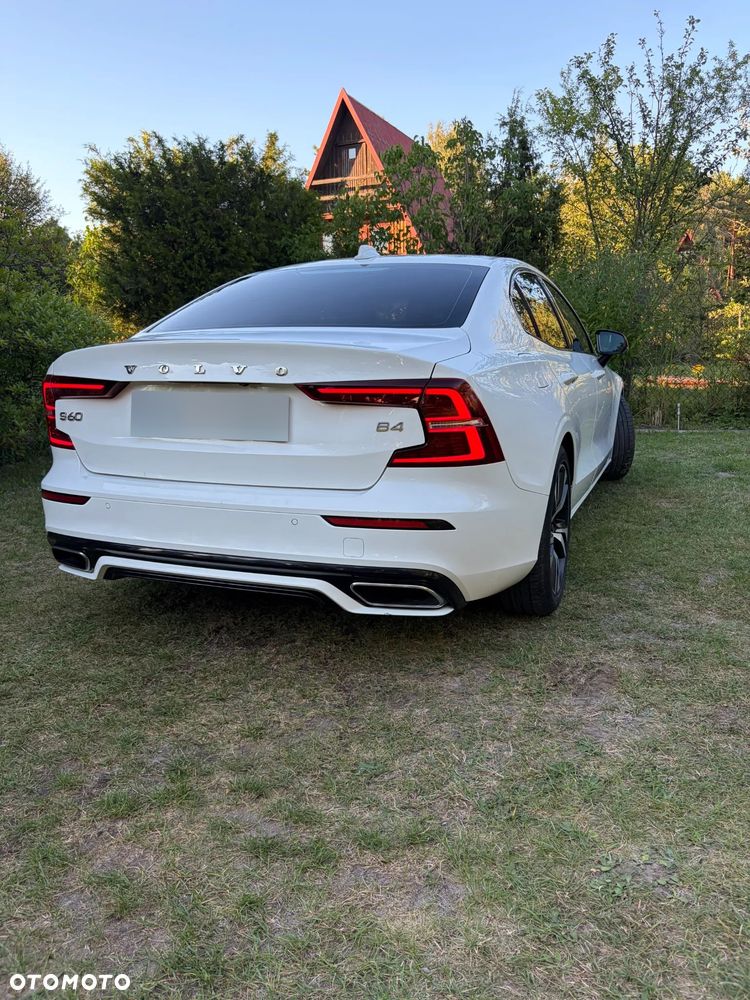 Volvo S60 B4 B R-Design - 17