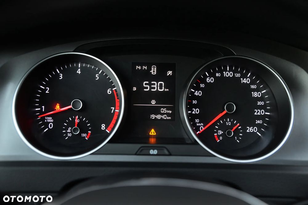 Volkswagen Golf 1.2 TSI BMT Trendline - 31