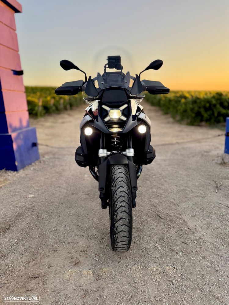 BMW R 1300 GS Triple Black - 6