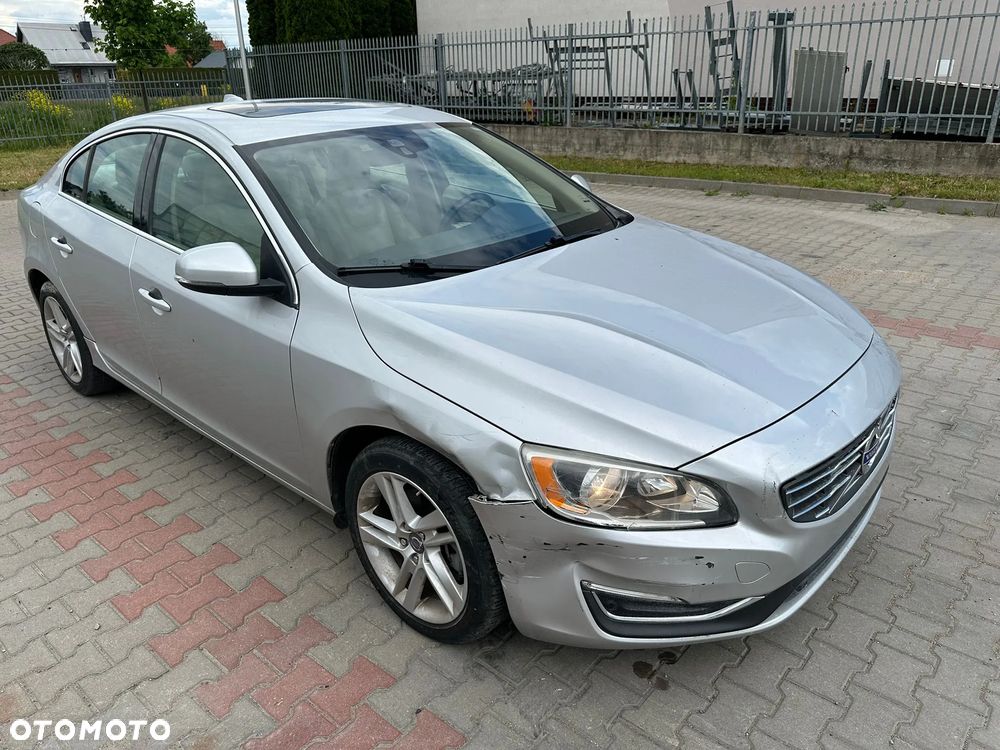 Volvo S60 - 2