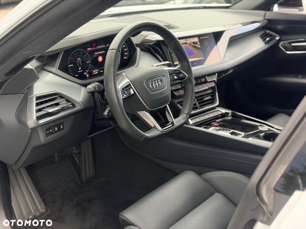 Audi e-tron GT - 16