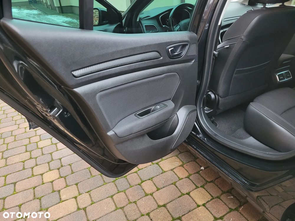 Renault Megane ENERGY TCe 140 EDC LIMITED - 15