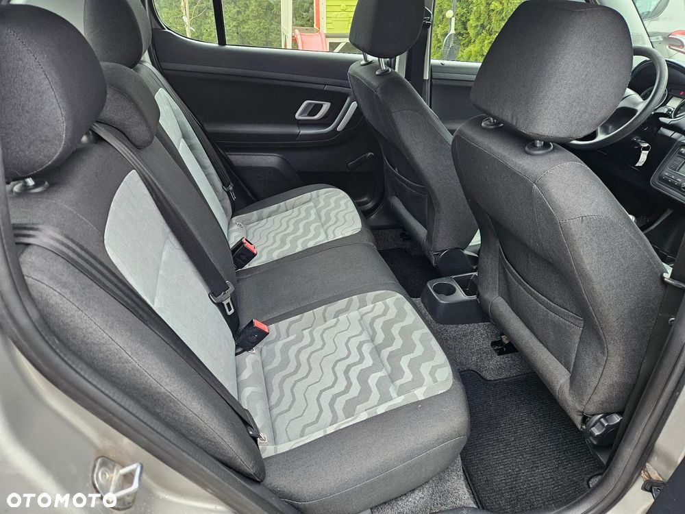 Skoda Fabia 1.4 16V Ambiente - 12