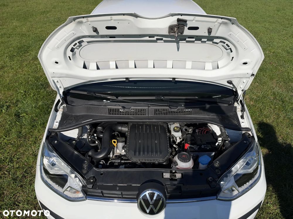 Volkswagen up! - 17