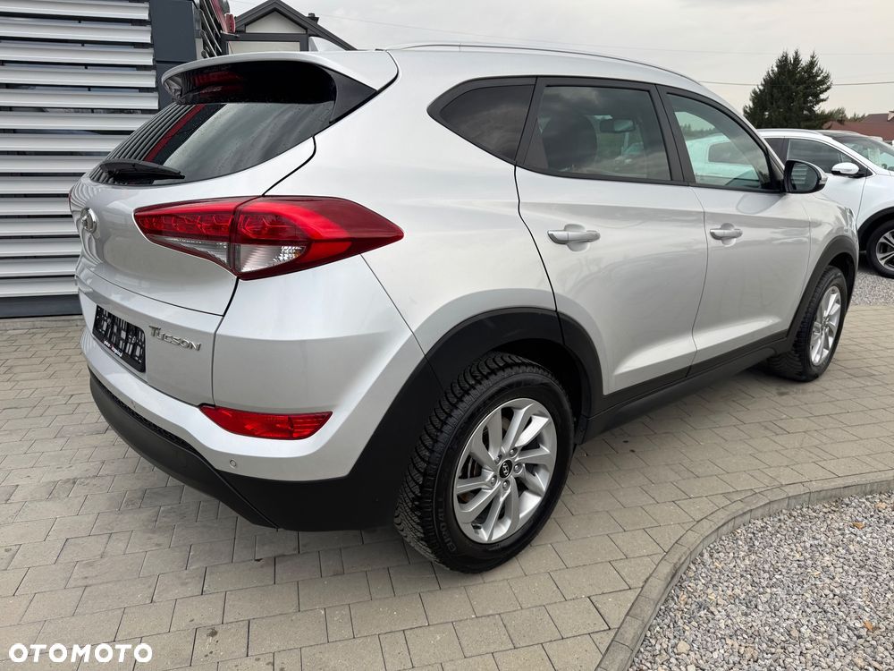Hyundai Tucson 1.7 CRDI BlueDrive Comfort 2WD - 9