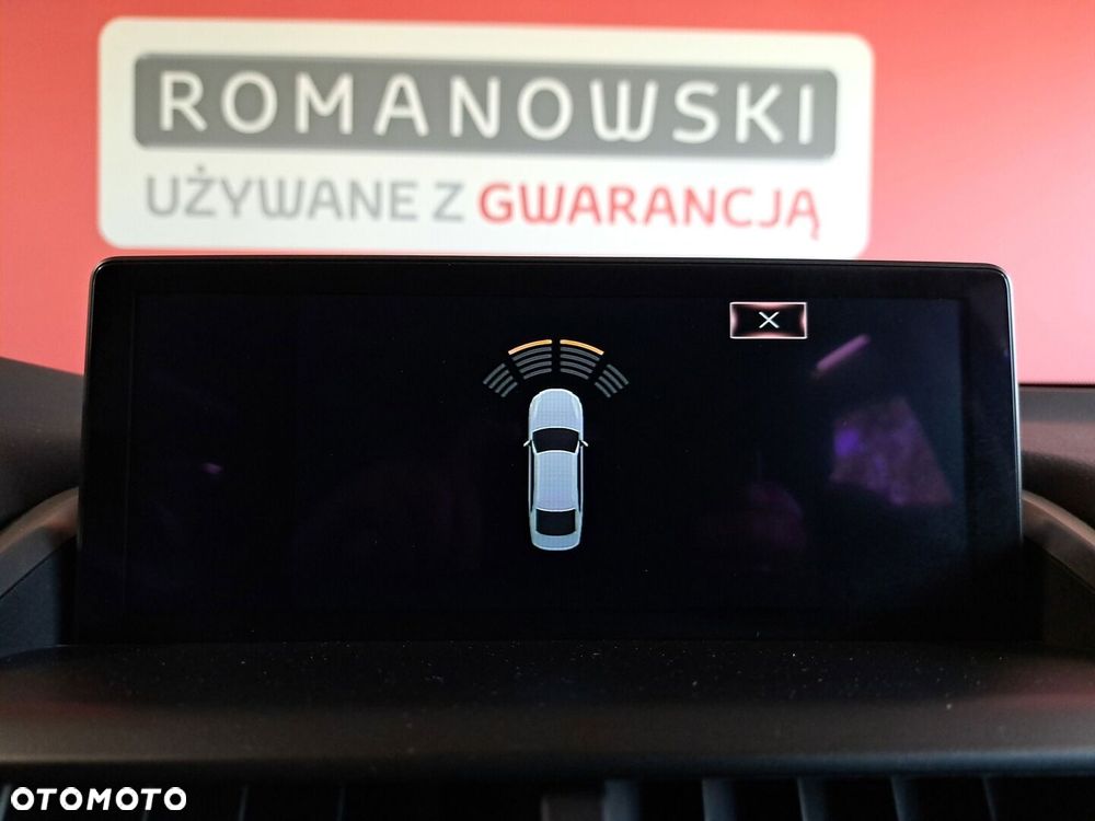 Lexus NX 300h F Impression AWD - 28