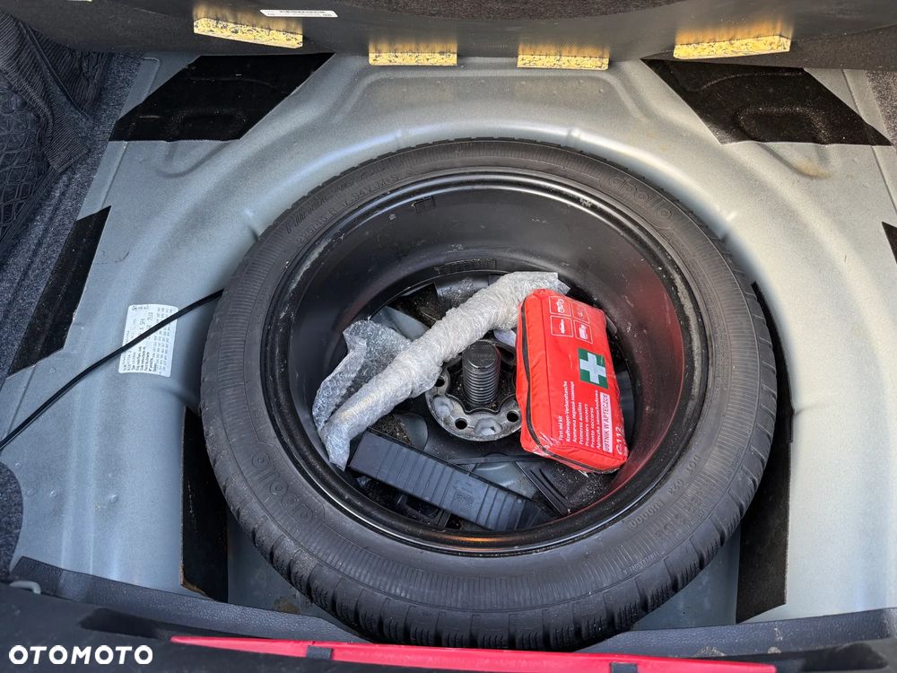 Volkswagen Jetta - 25