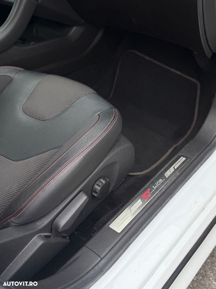 Ford Mondeo 2.0 TDCi ST Line High - 28