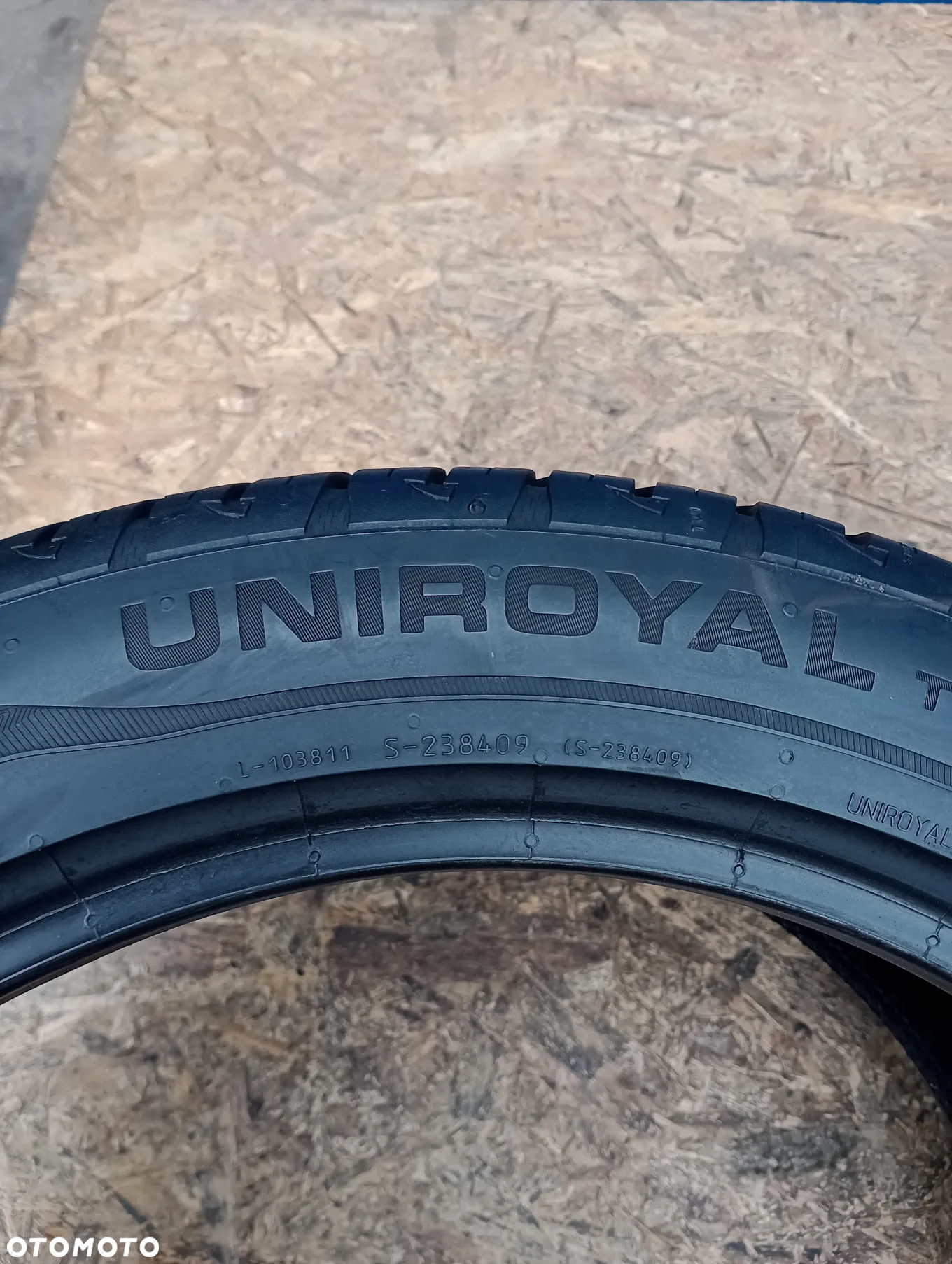 OPONY LETNIE 4x 245/45 R19 102Y UNIROYAL RAINSPORT 3 - 4