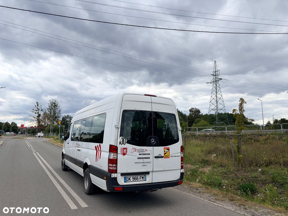 Mercedes-Benz Sprinter - 3