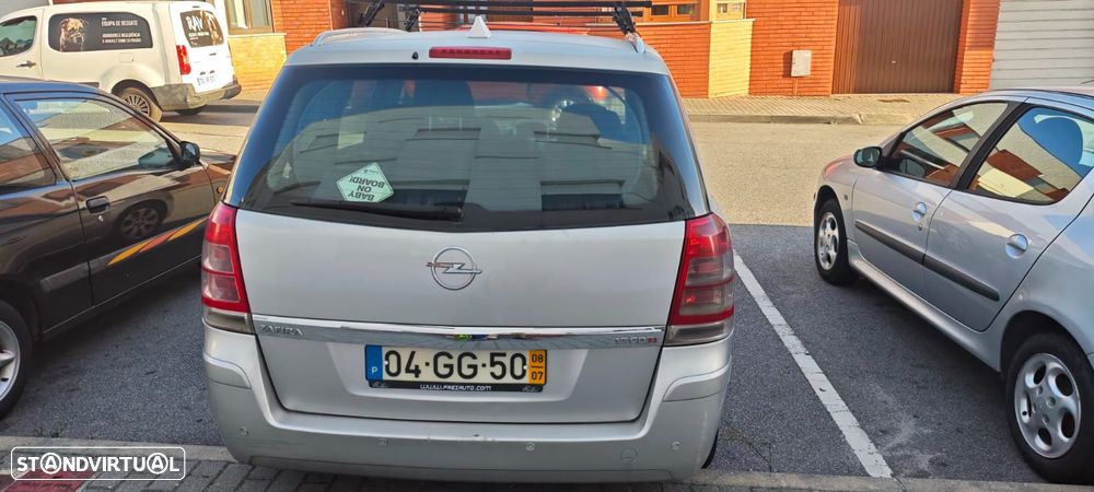 Opel Zafira - 2