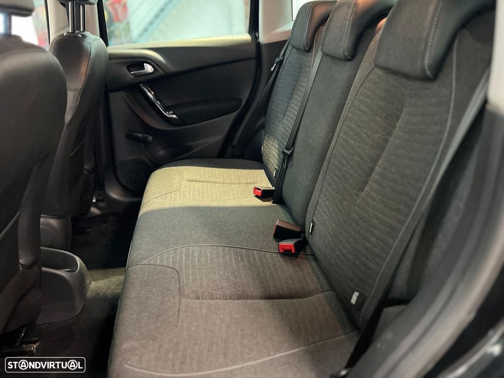 Citroën C3 1.2 PureTech Attraction - 12