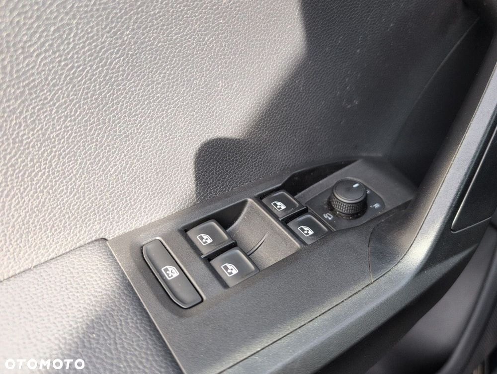 Seat Arona - 18