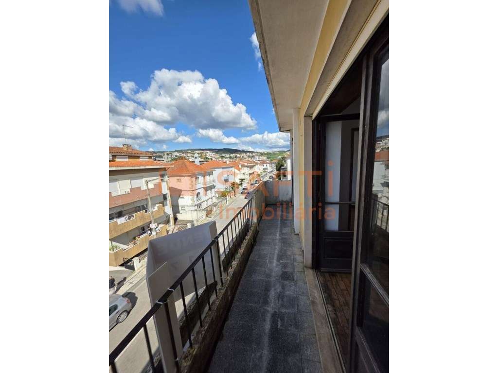 Apartamento T4 em Santo António dos Olivais - Coimbra - Grande imagem: 3/15