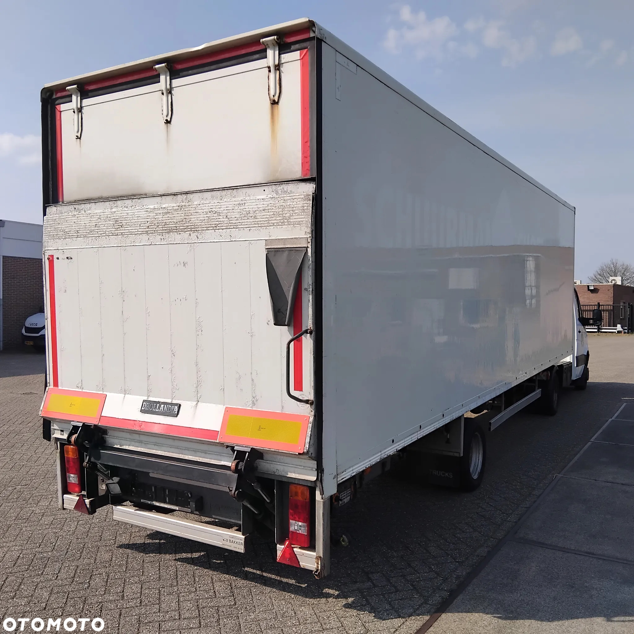 Mercedes-Benz Sprinter - 4