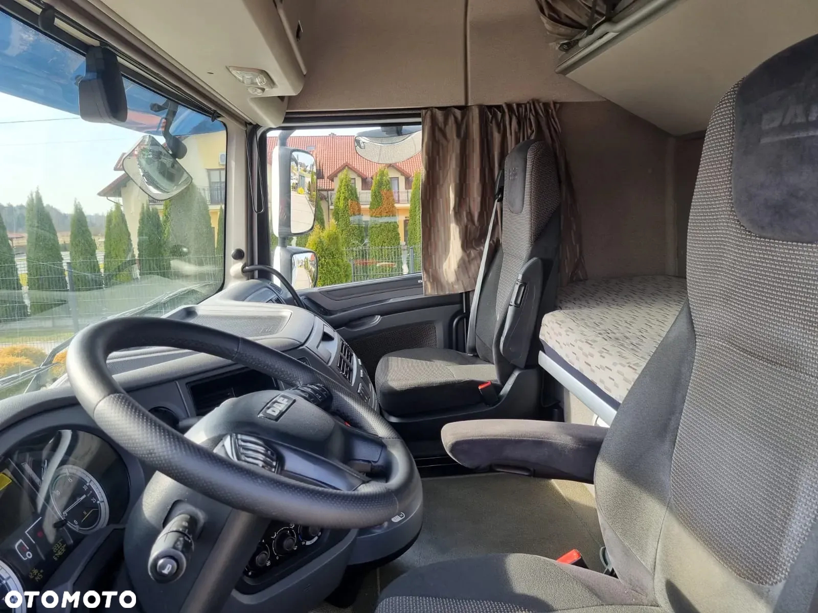DAF XF 460 Standard Space Cab - 8