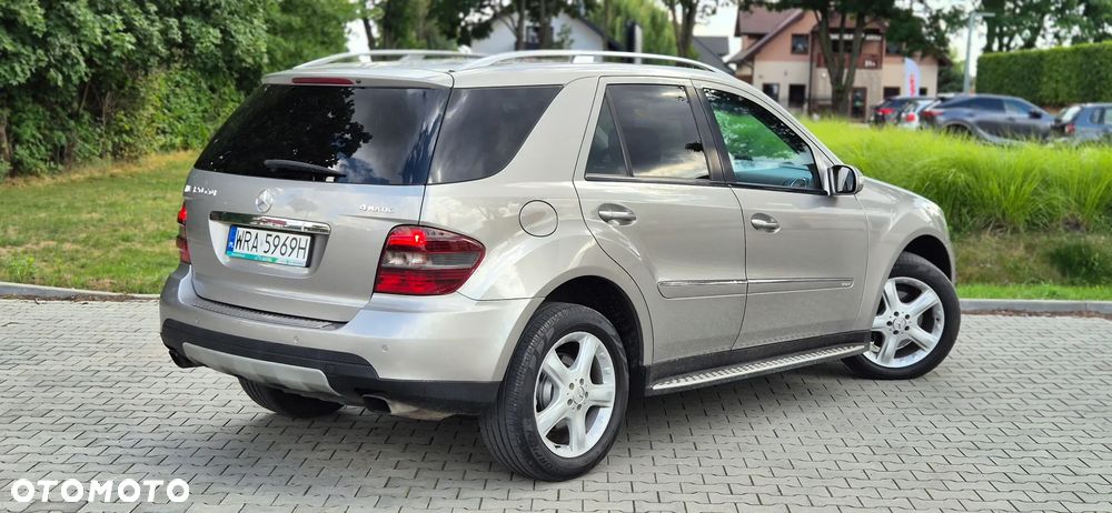 Mercedes-Benz ML 320 CDI 4Matic 7G-TRONIC Edition 10 - 24