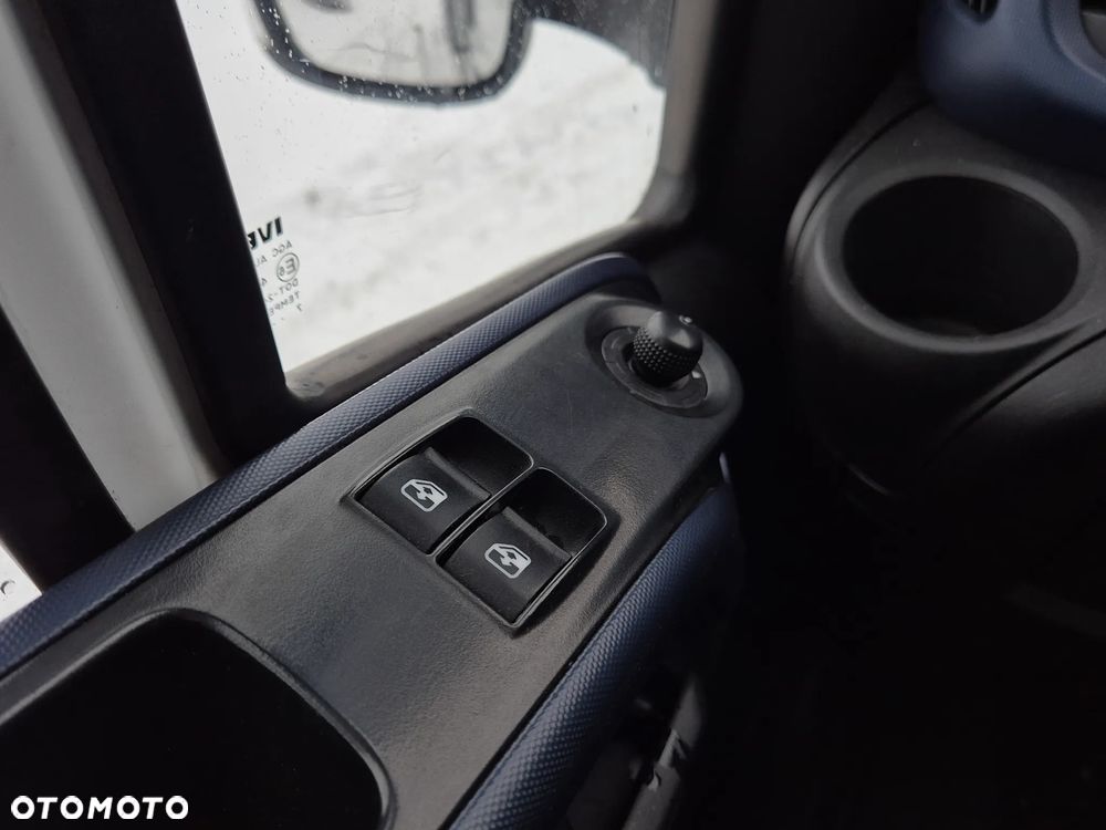 Iveco Daily 70C18 / 35C18 3.0HPi, wywrotka, blokada mostu - 13