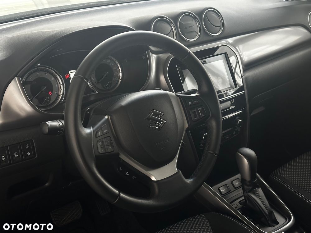 Suzuki Vitara 1.4 Boosterjet Hybrid Automatik Comfort - 14
