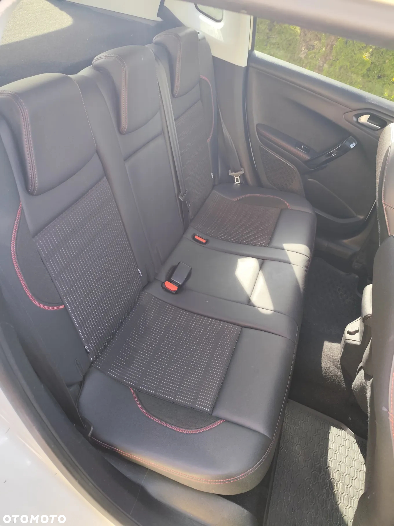Peugeot 2008 - 20