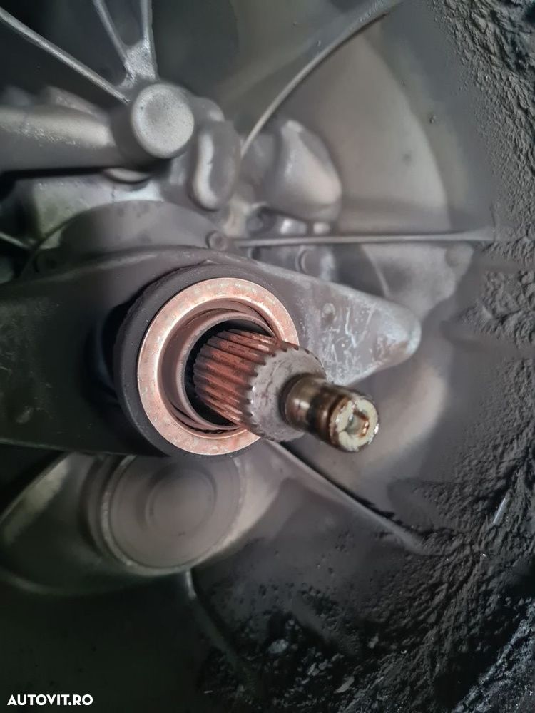 Cutie de viteze BMW X3 E83 Facelift 2.0 Diesel 2006 - 2010 150CP Manuala 6 Trepte M47 ... - 4