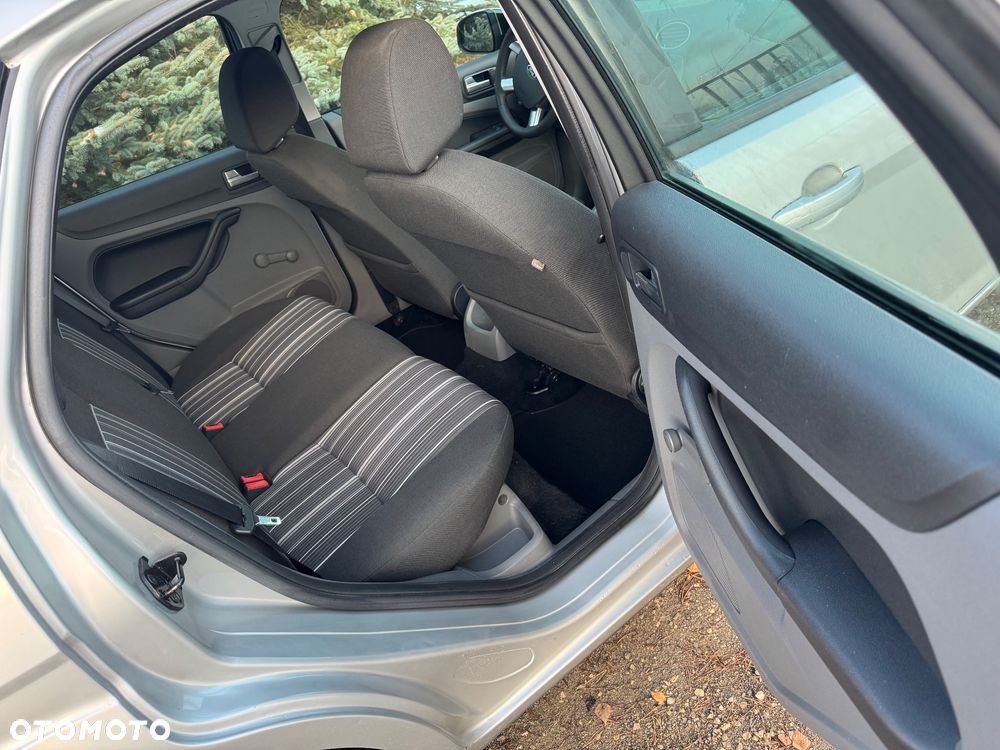 Ford Focus - 16