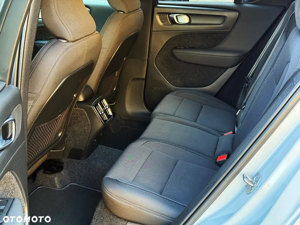 Volvo XC 40 D3 Momentum - 13