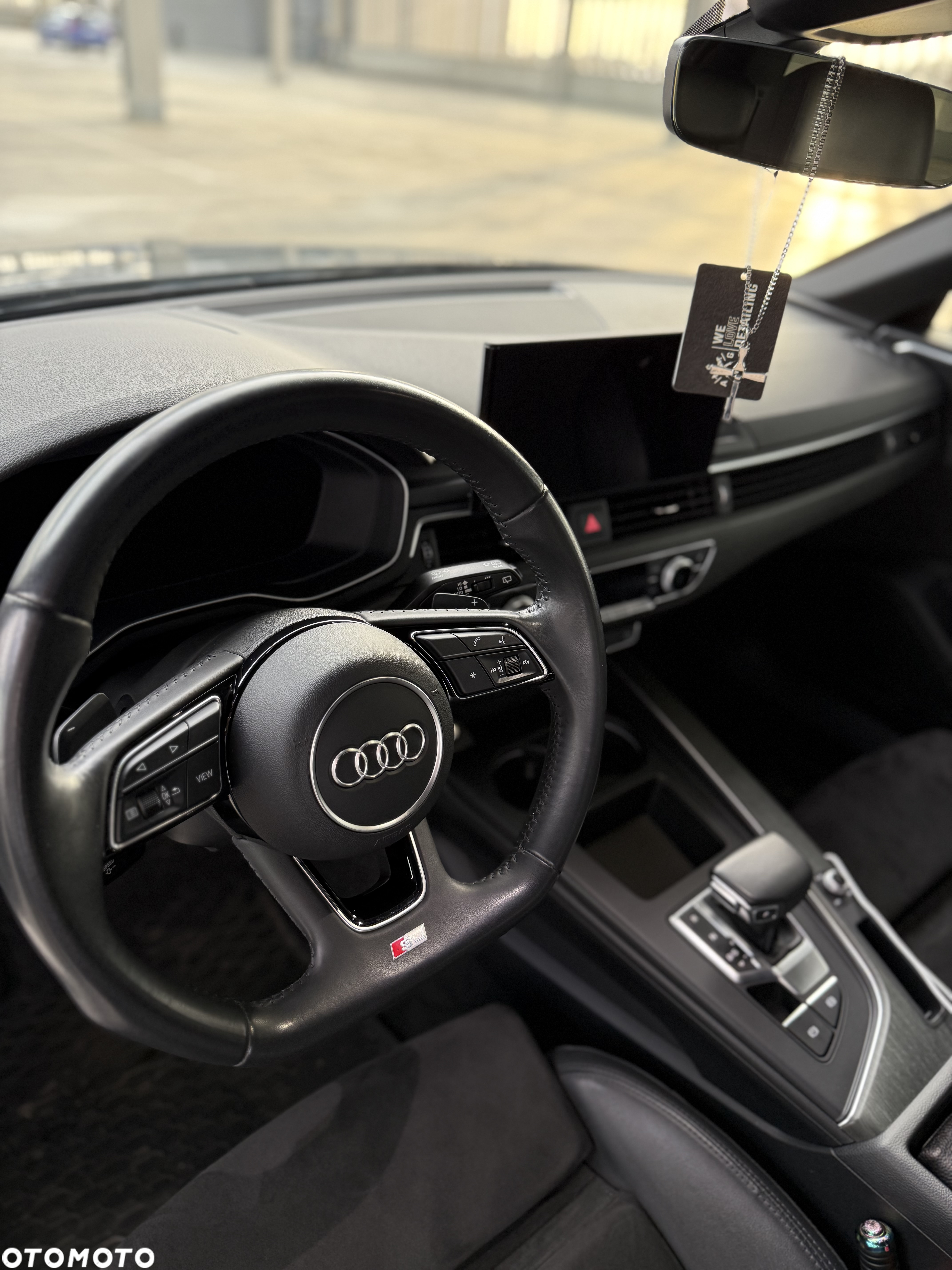 Audi A4 Avant 40 TDI S tronic - 18