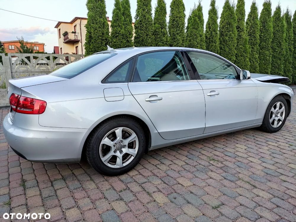 Audi A4 Limousine 2.0 TDI 112g DPF Ambiente - 18