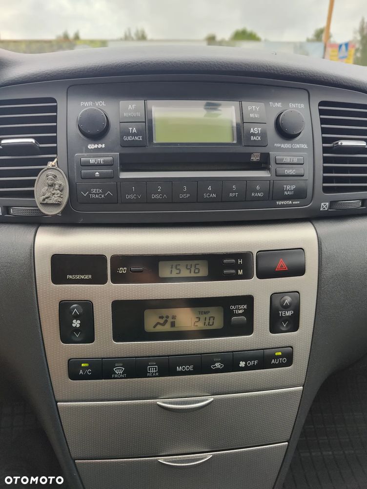 Toyota Corolla 1.6 VVT-i Sol - 20