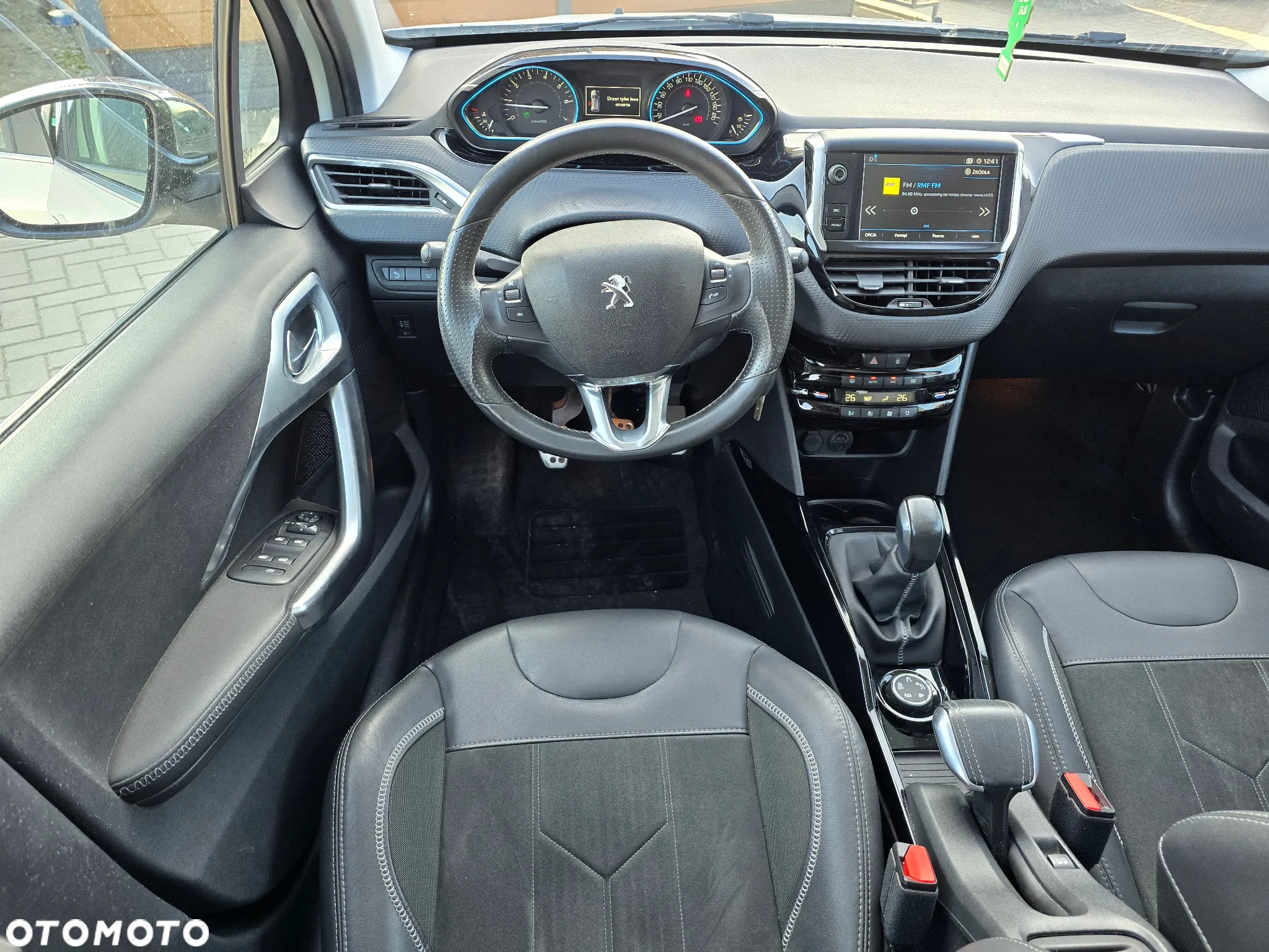 Peugeot 2008 - 7