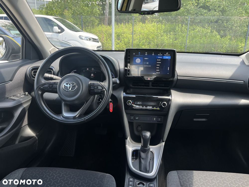 Toyota Yaris Cross Hybrid 1.5 Comfort 4x4 - 6