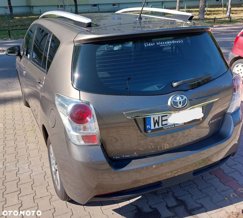 Toyota Verso 1.8 Premium 7os EU6 - 3