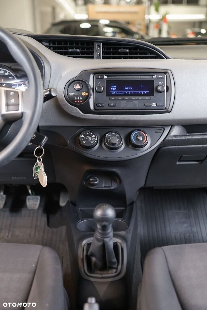 Toyota Yaris - 21