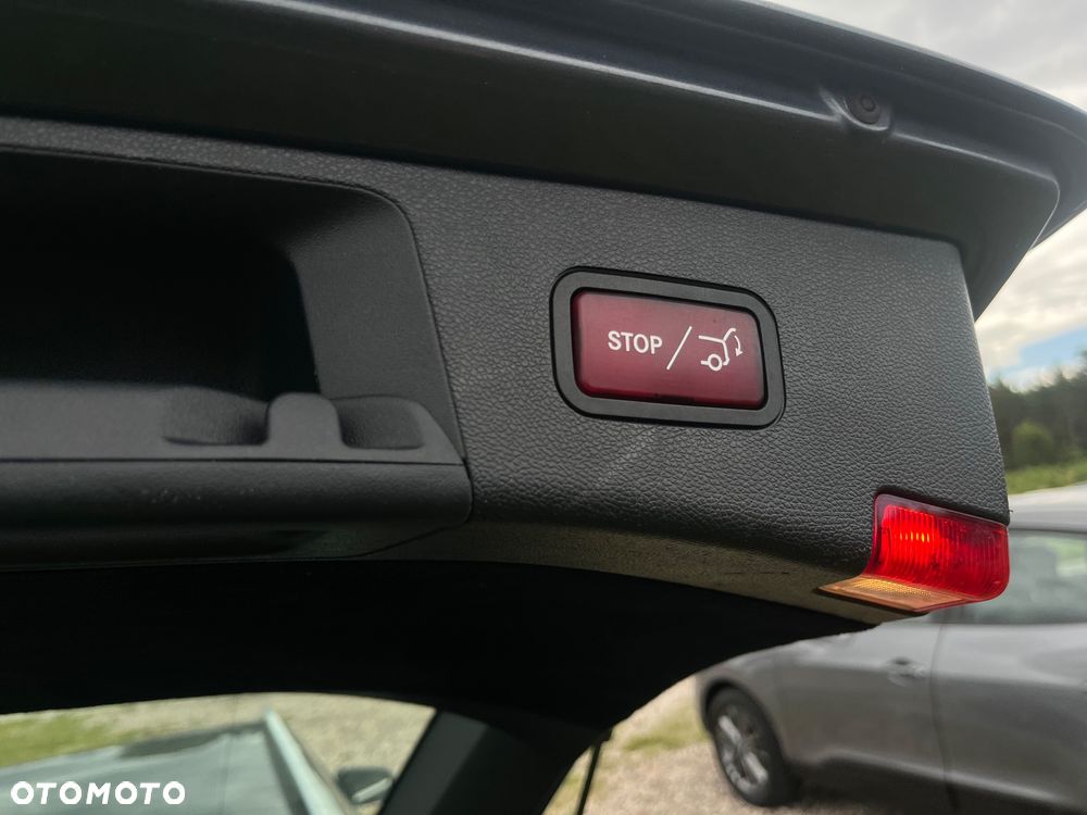 Mercedes-Benz Klasa E 200 CDI 7G-TRONIC Avantgarde - 32