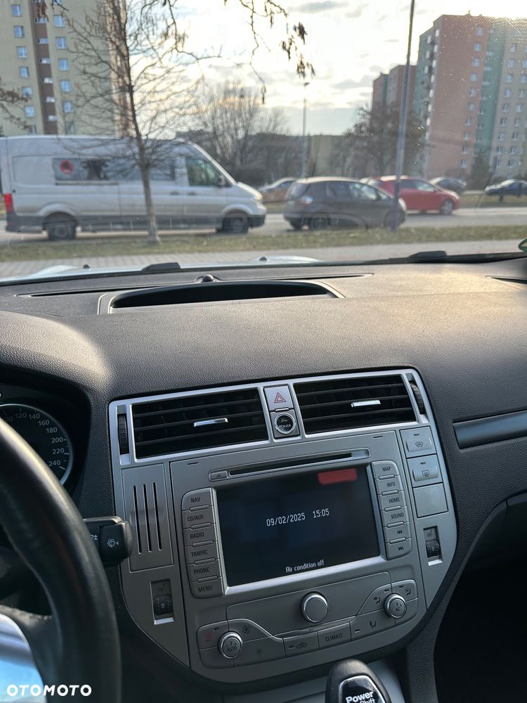 Ford Kuga 2.0 TDCi Individual MPS6 - 15