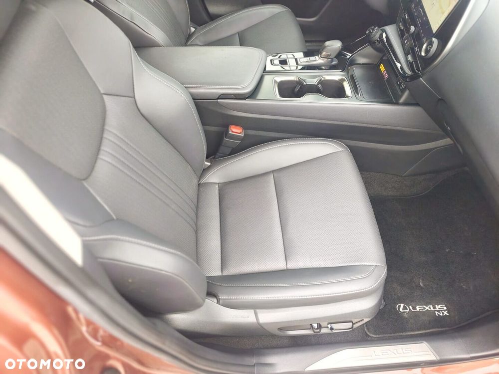 Lexus NX - 11